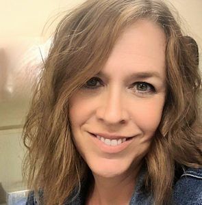 Meet your Posher, Deanna